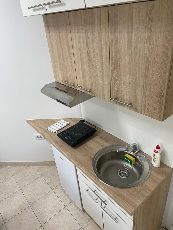Apartman Dunav คลาโดโว ภายนอก รูปภาพ